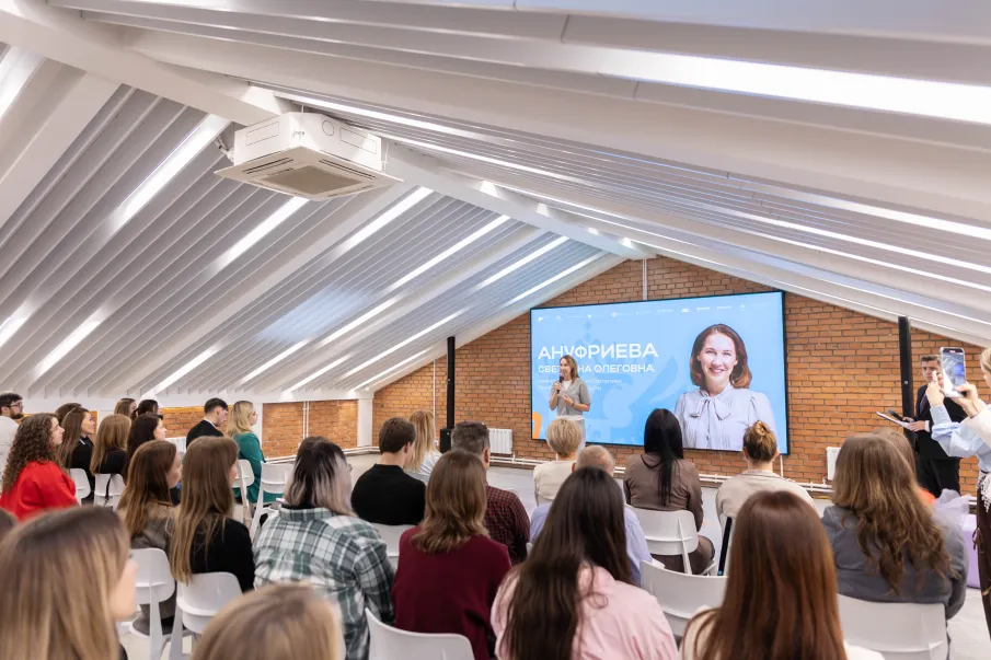 Будущее молодёжной политики СФР: идеи рождаются в «ГосСтарте»